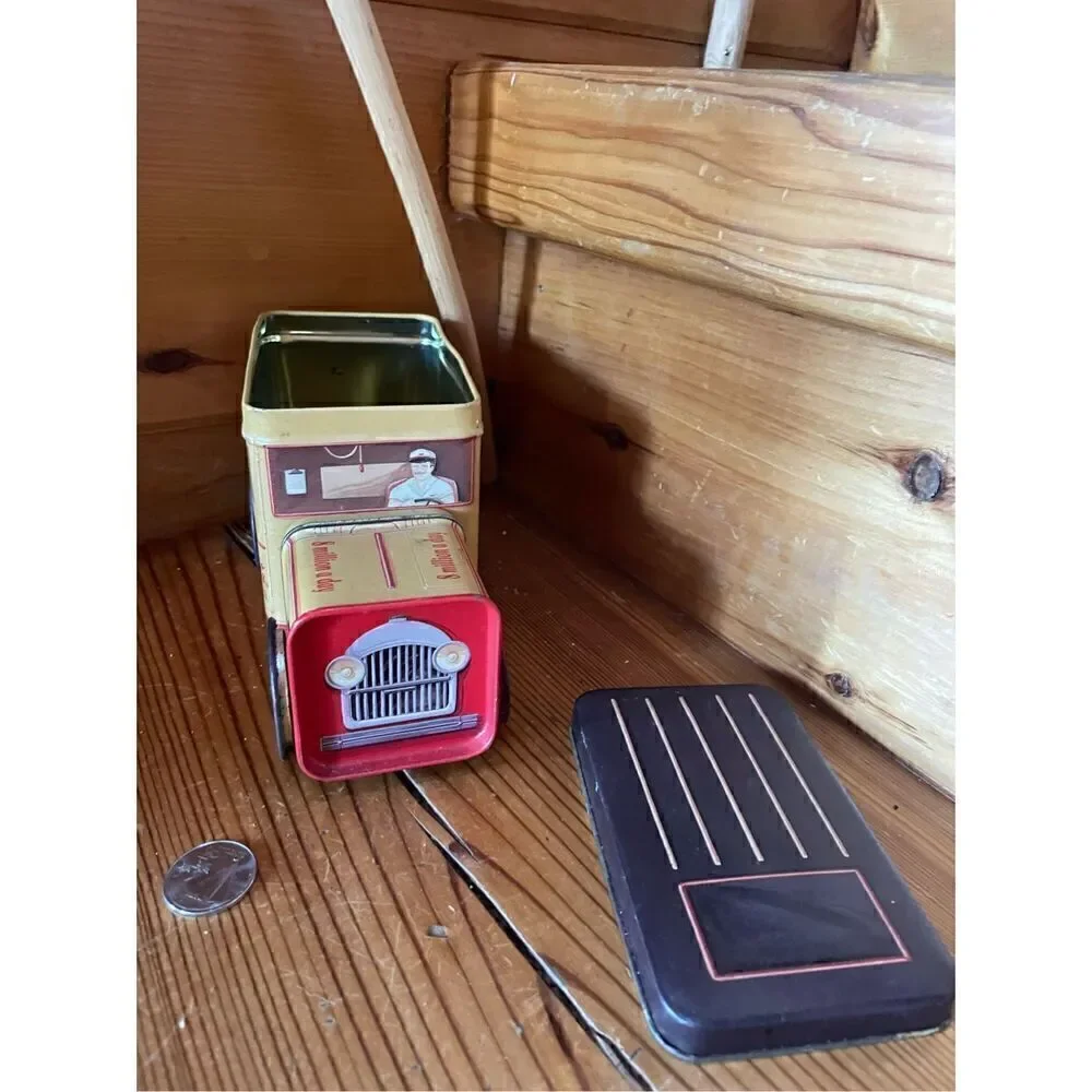 1995 Coca Cola Old-Time Delivery Tin Truck